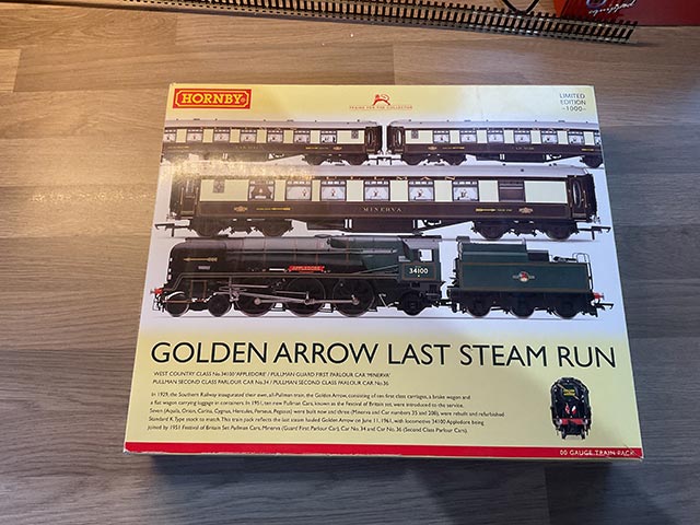 Hornby Railways R3400 Golden Arrow Last Steam Run DCC Ready Limited Edition - Premier Model Railways