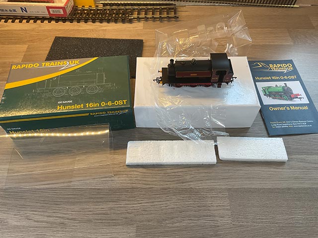 Rapido Trains UK 904503 Hunslet 16 Steam Locomotive Beatrice Sound Fitted - Premier Model Railways